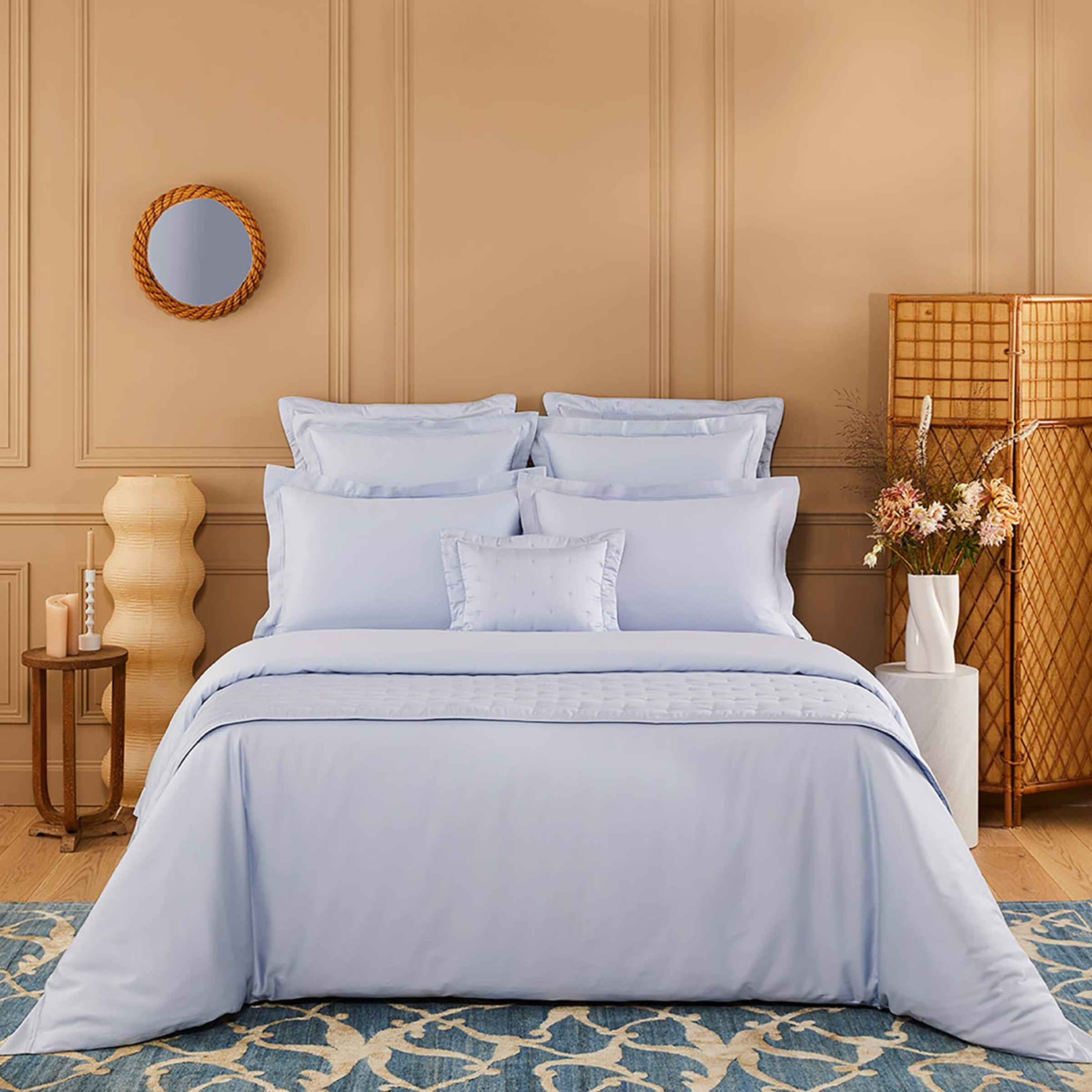Triomphe Celeste Double Duvet Cover (200cm x 200cm)