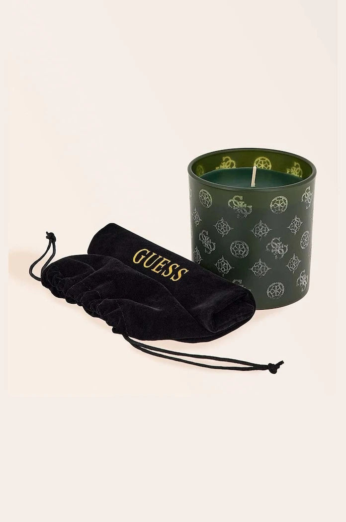 Ароматизирана свещ Guess