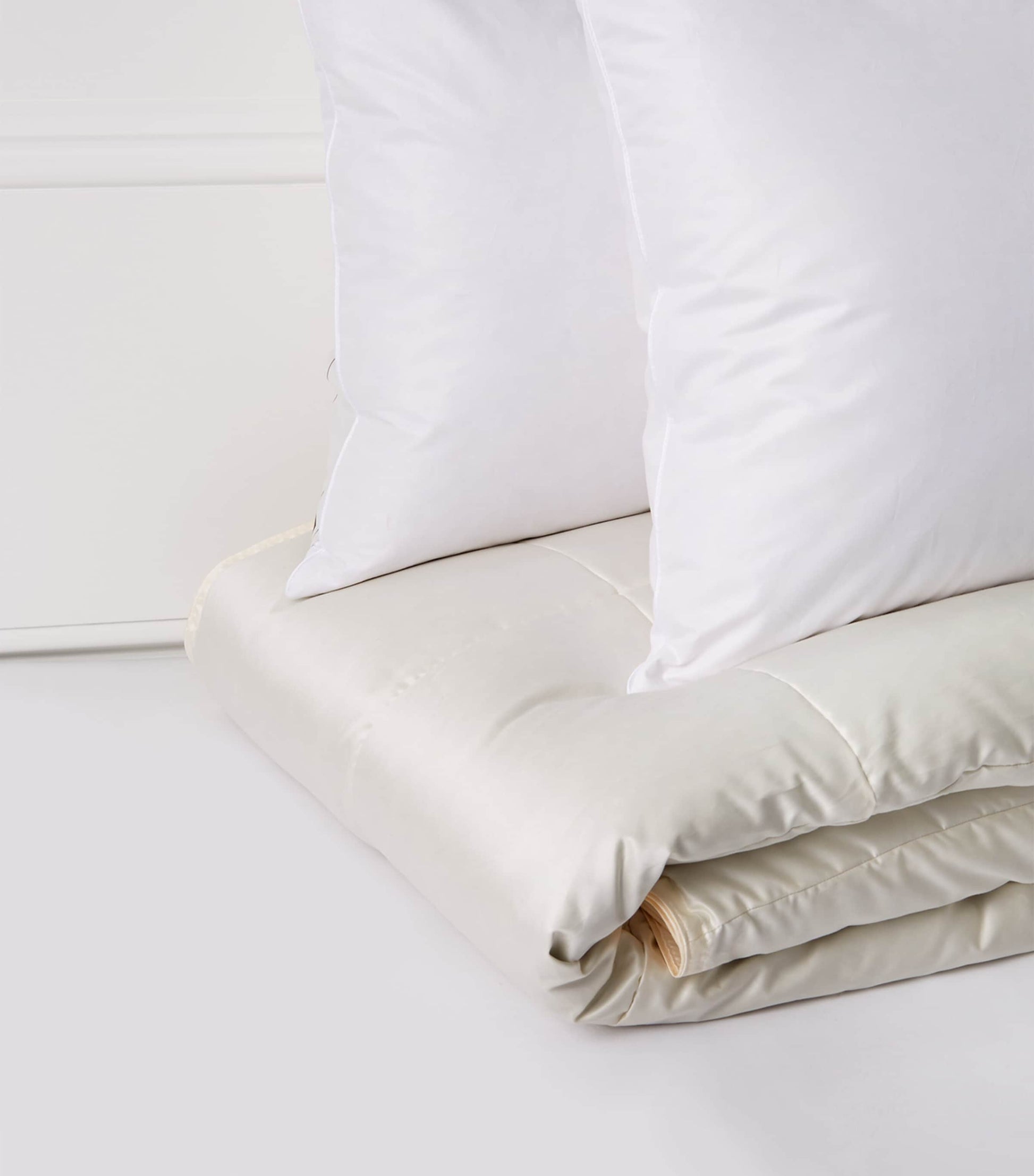 Double Arctic Duck Down Duvet (8.5 Tog)