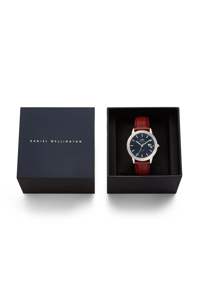 Часовник Daniel Wellington