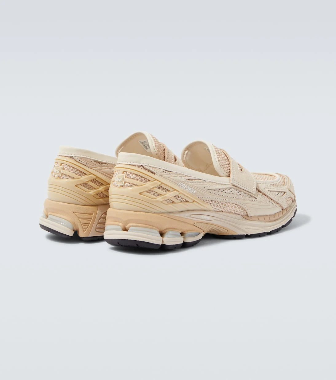 New Balance - حذاء 1906L لوفر رياضي