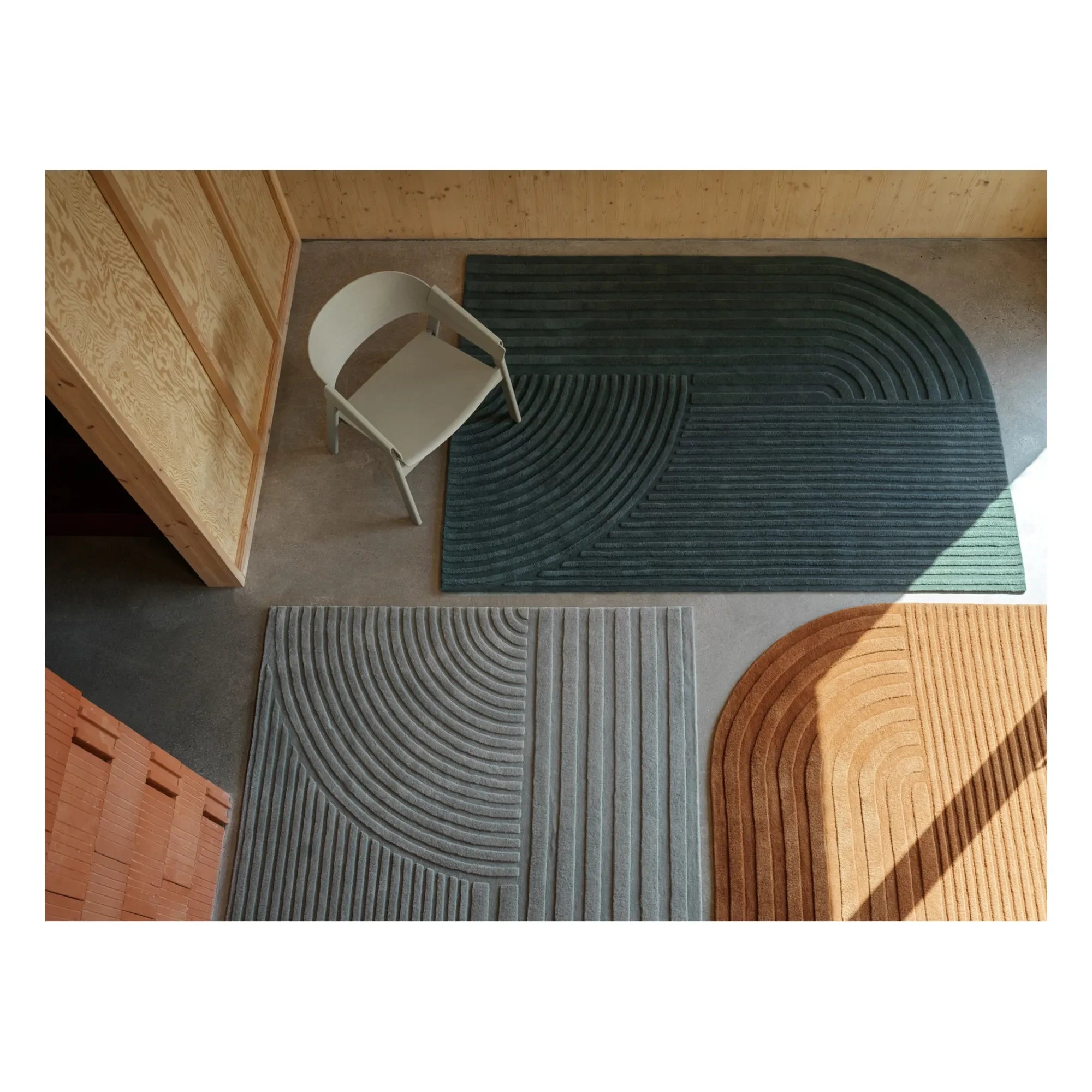 Muuto - Relevo Rug - Studio Pepe | Dark green