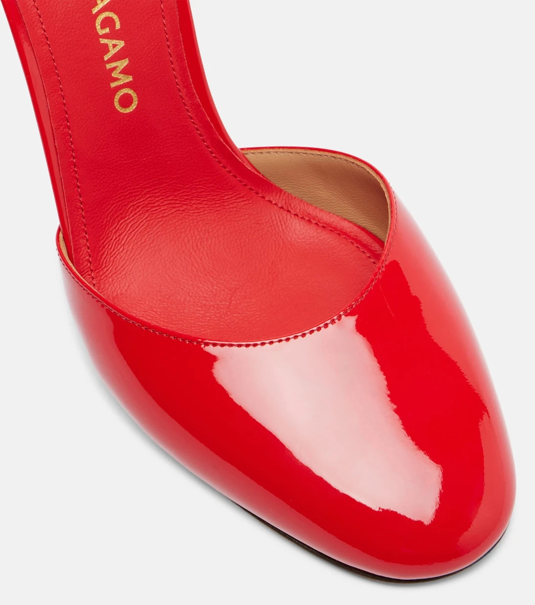 Ferragamo - Patent leather pumps