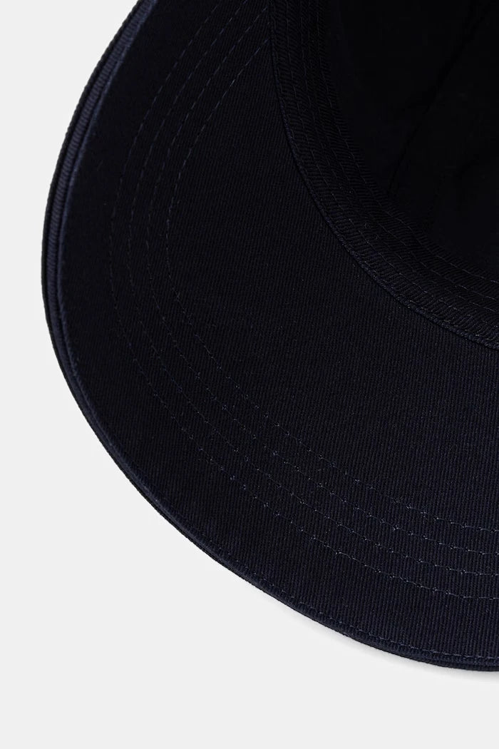 EA7 Emporio Armani шапка с козирка от памук