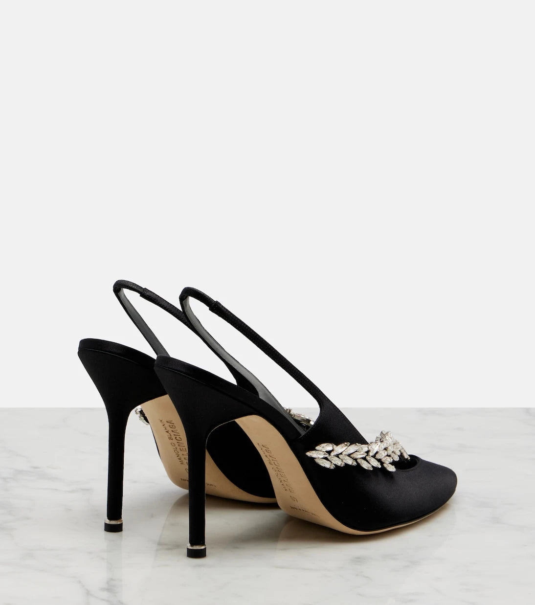 Balenciaga - x Manolo Blahnik satin slingback pumps