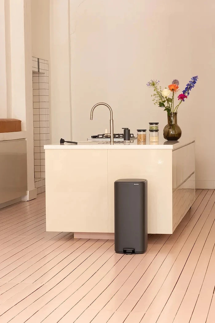 Brabantia çelik çöp kutusu 30 l