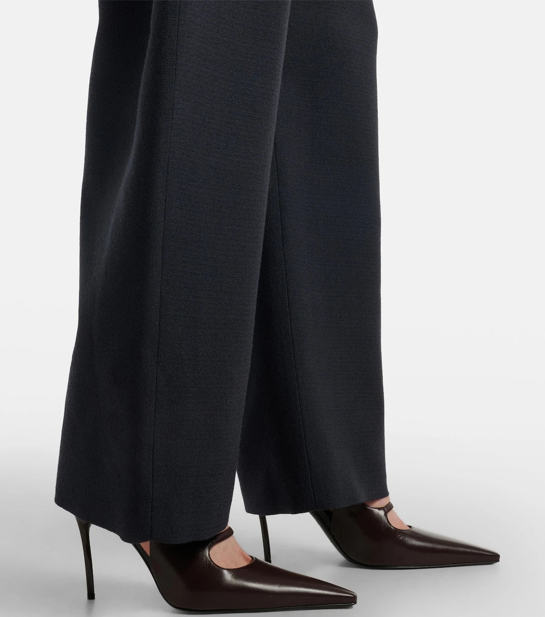 Alaïa - Round wool crepe barrel-leg pants