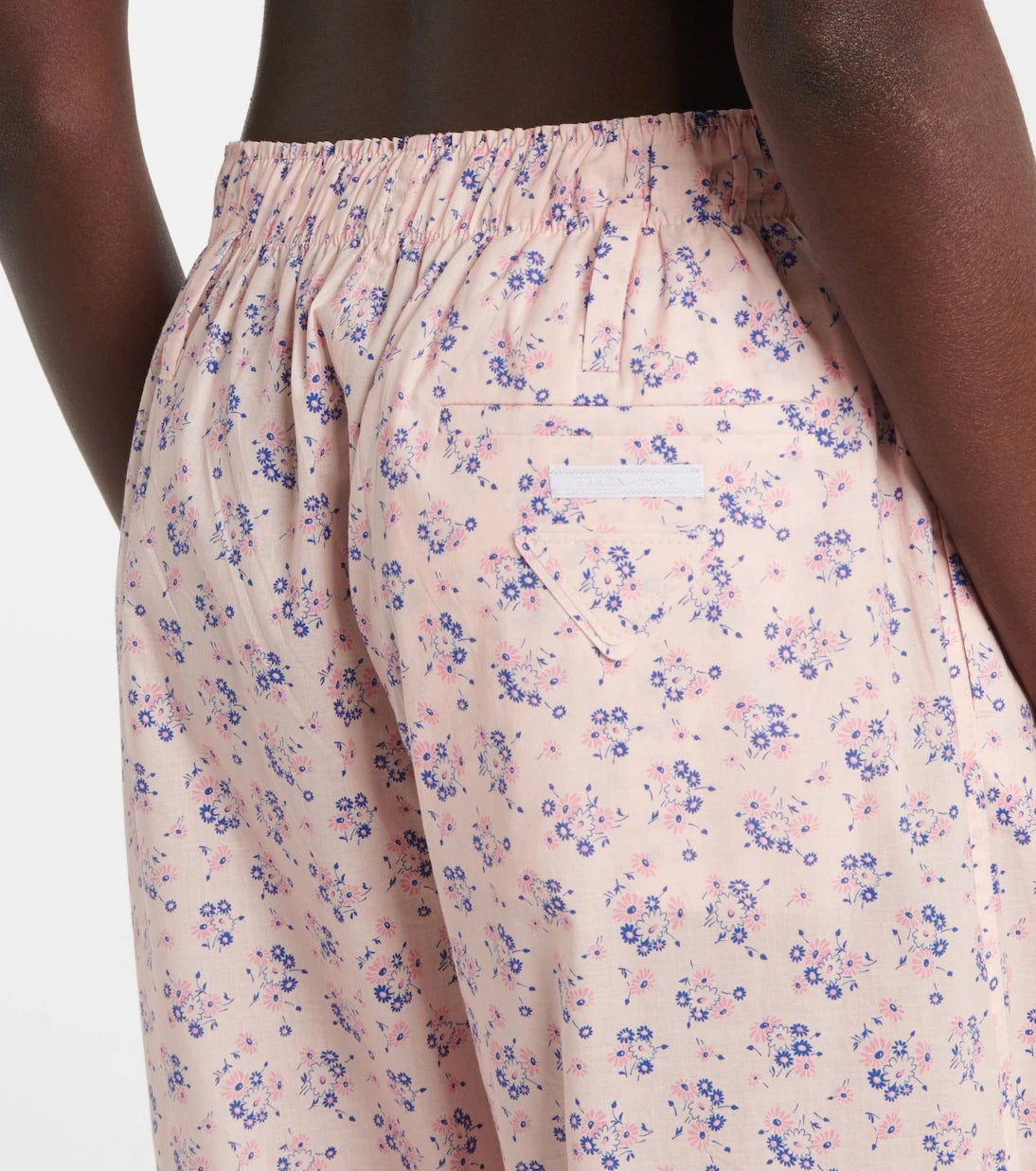 برادا - بنطال واسع الساقين من قطن الباتيست المزين بالزهور