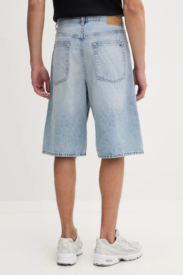 Tommy Jeans Erkek Denim Kısa Pantolon