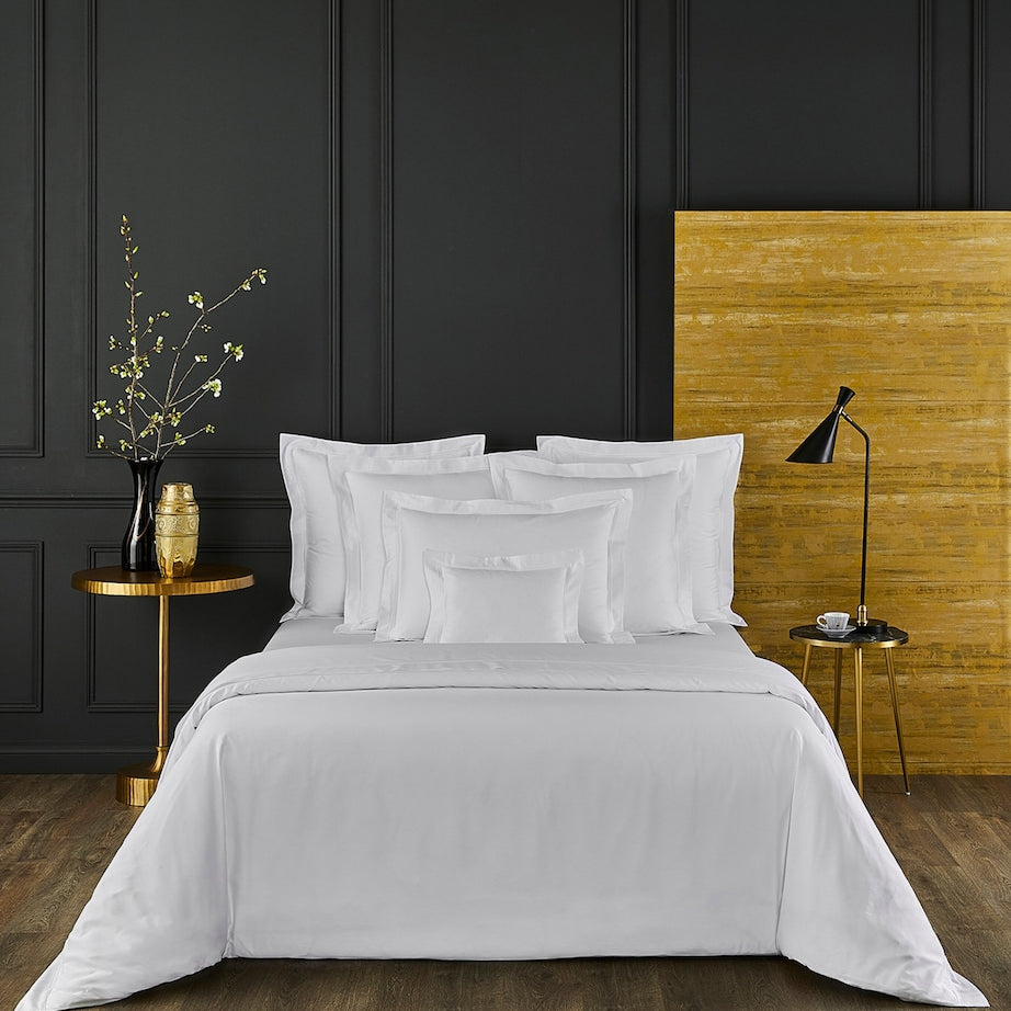 Triomphe Super King Flat Sheet (270cm x 310cm)