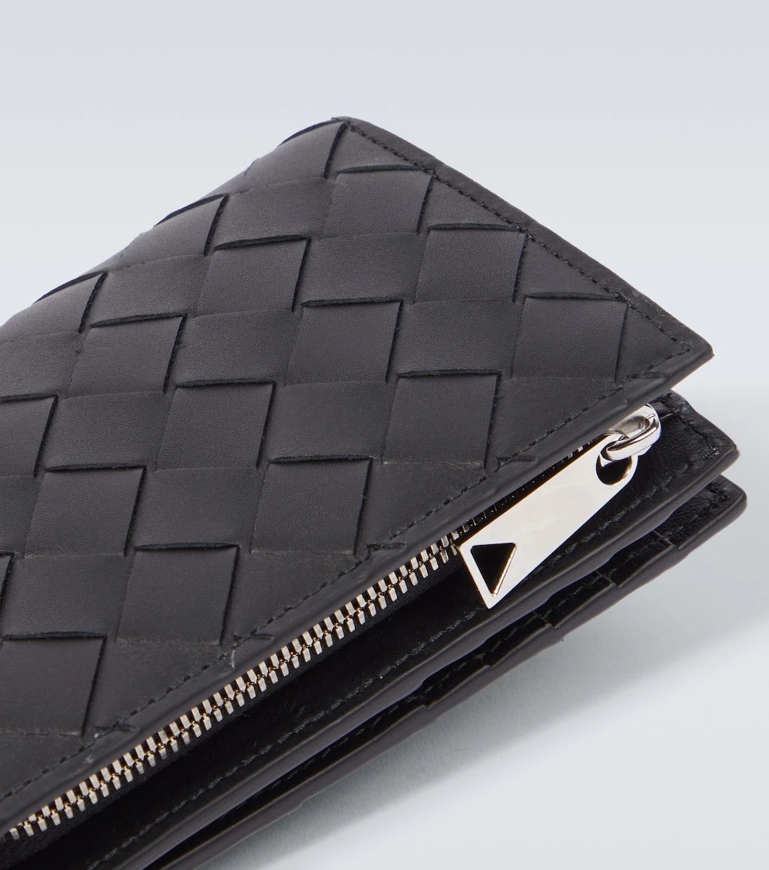 Bottega Veneta - Intrecciato Medium leather bi-fold wallet