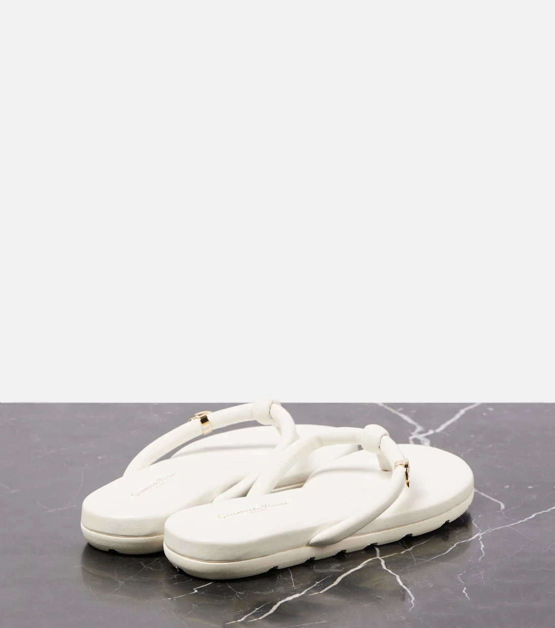 Gianvito Rossi - Juno leather thong sandals
