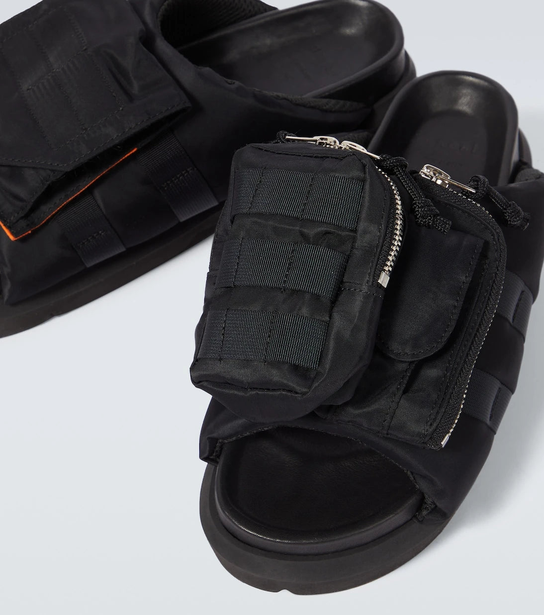 Sacai - Pockets slides