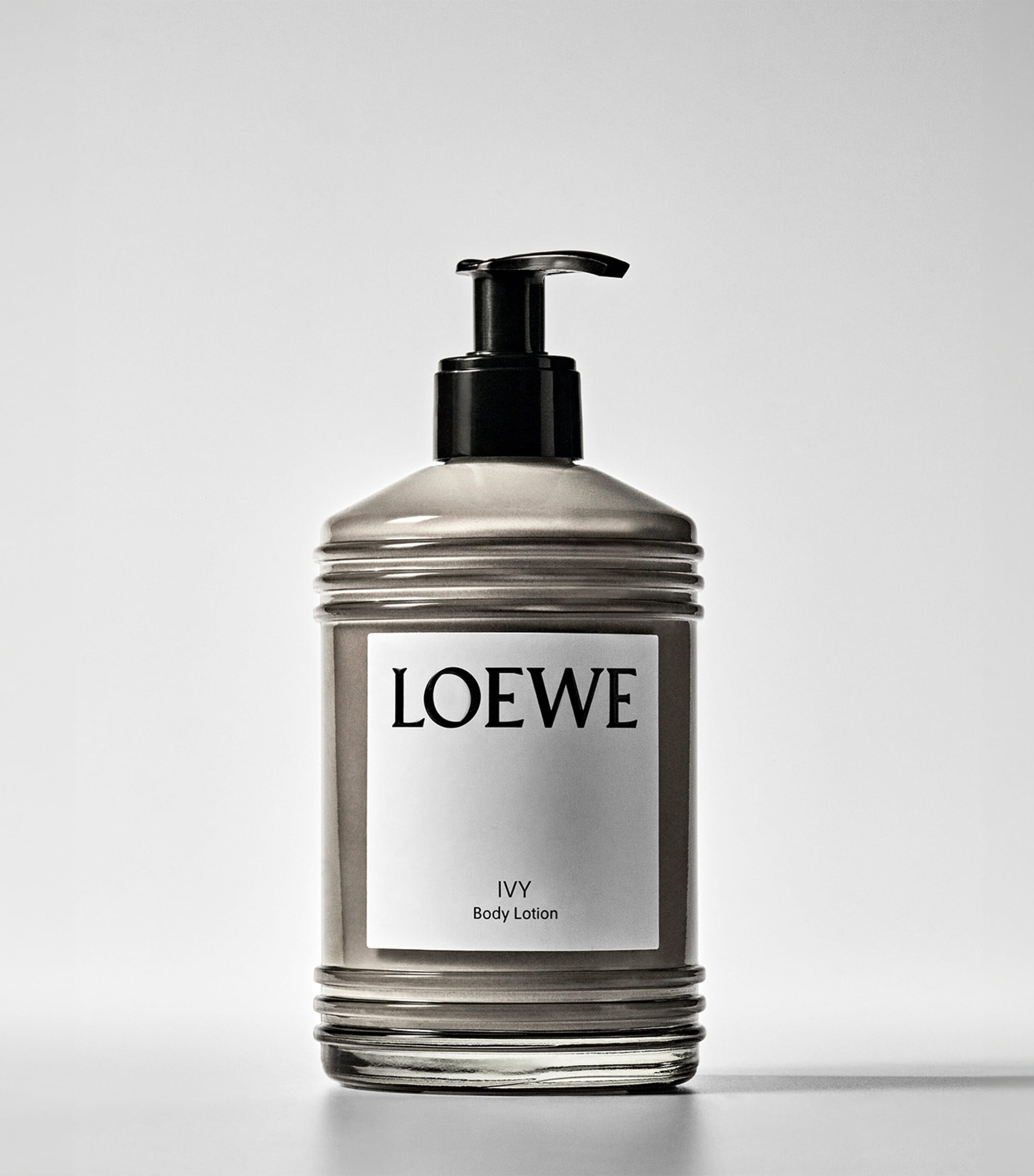 LOEWE Ivy Body Lotion (360ml)