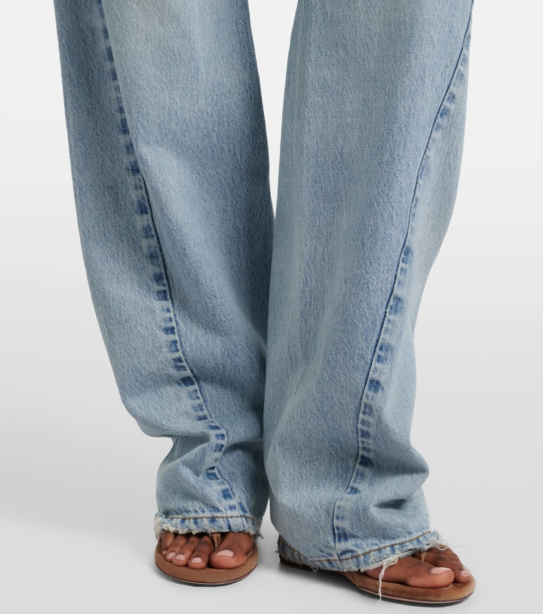 Balenciaga - Frayed tapered jeans