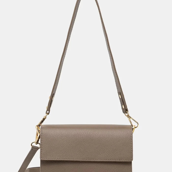 Answear.LAB чанта crossbody дамска от кожа