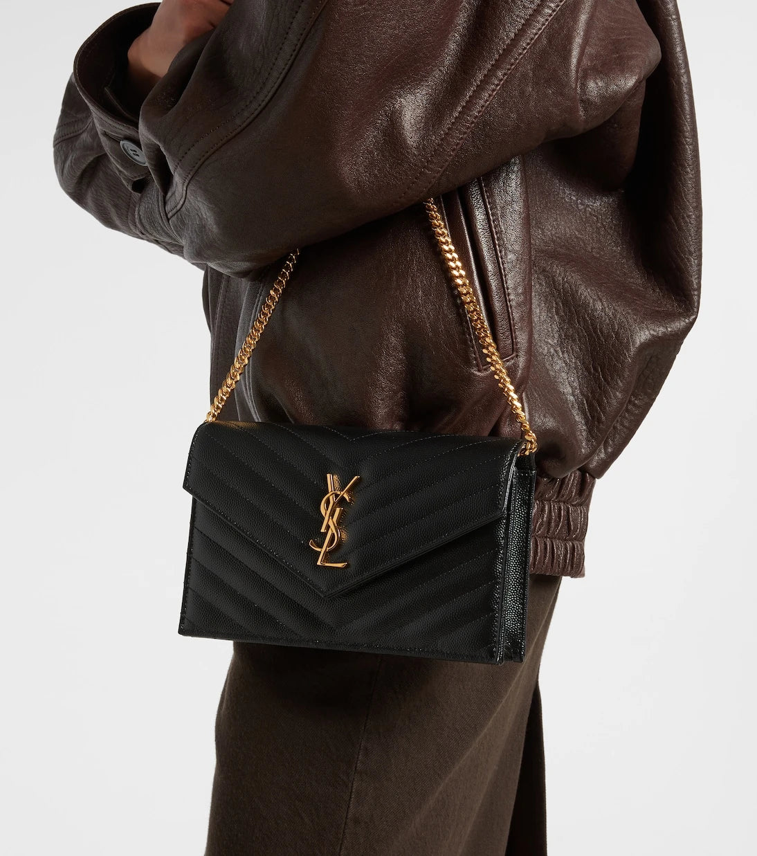 Saint Laurent - Cassandre Envelope Small leather wallet on chain