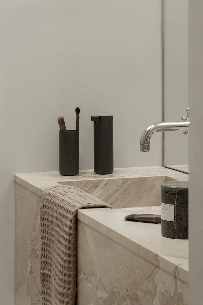 Blomus paslanmaz çelik banyo bardağı