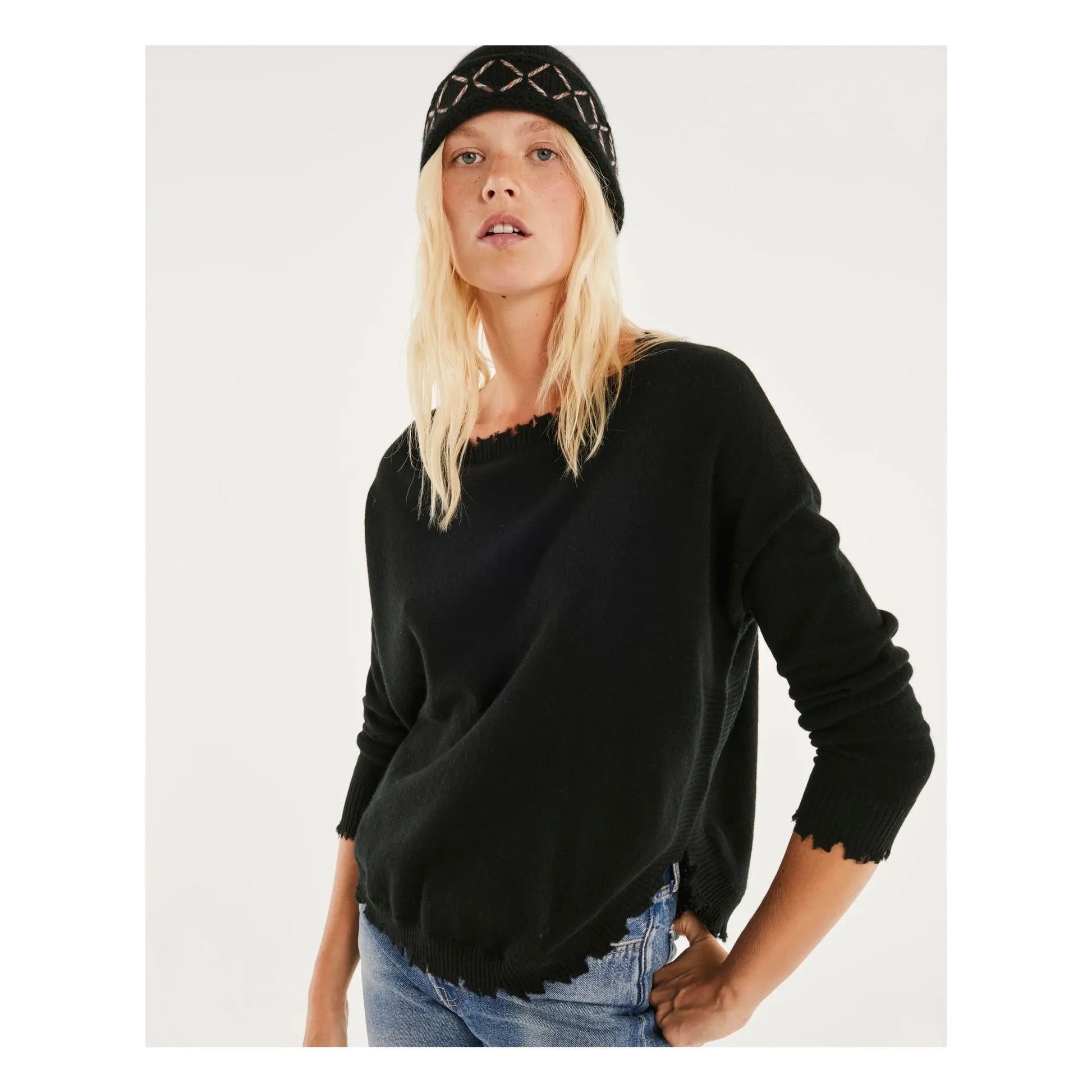 Kujten - Mela Cashmere Sweater | Black