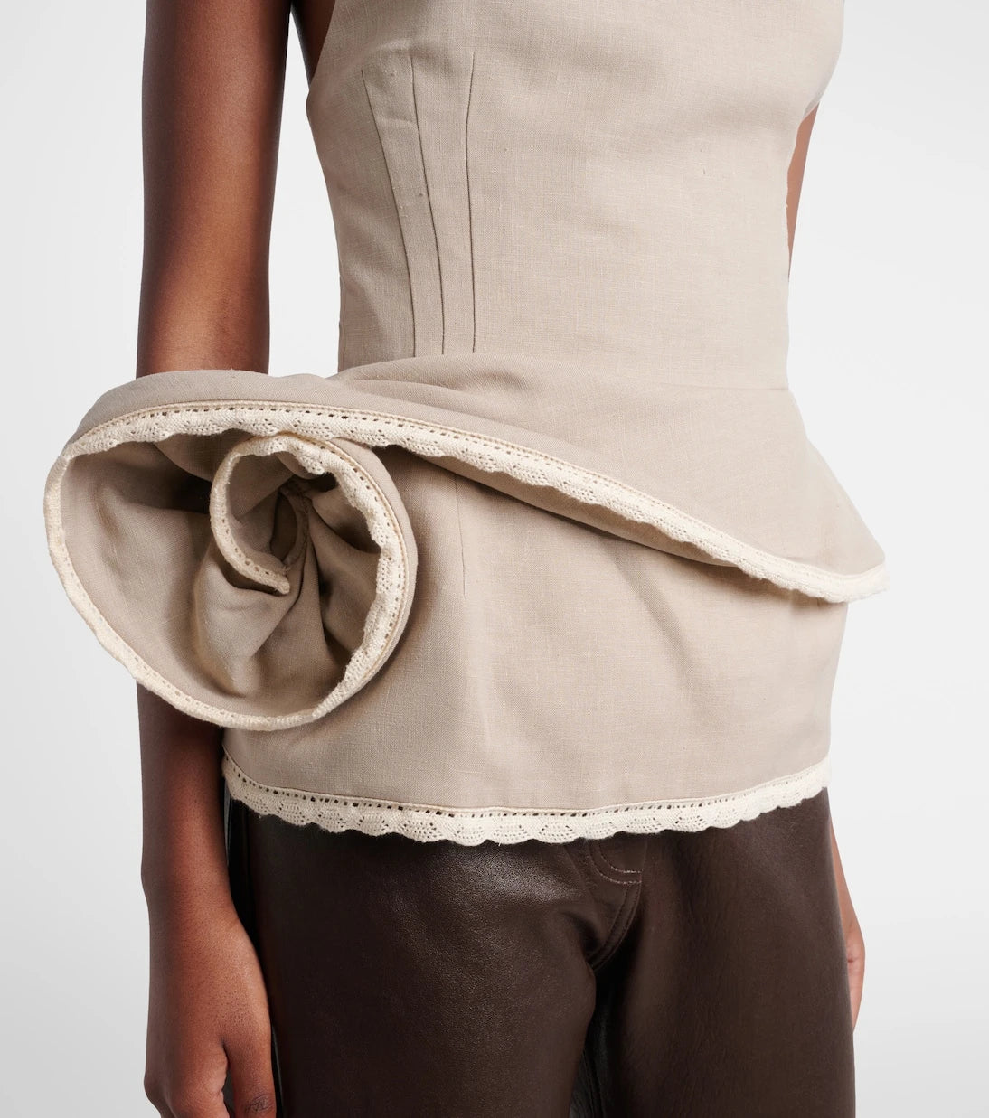 Magda Butrym - Peplum floral-appliqué linen top
