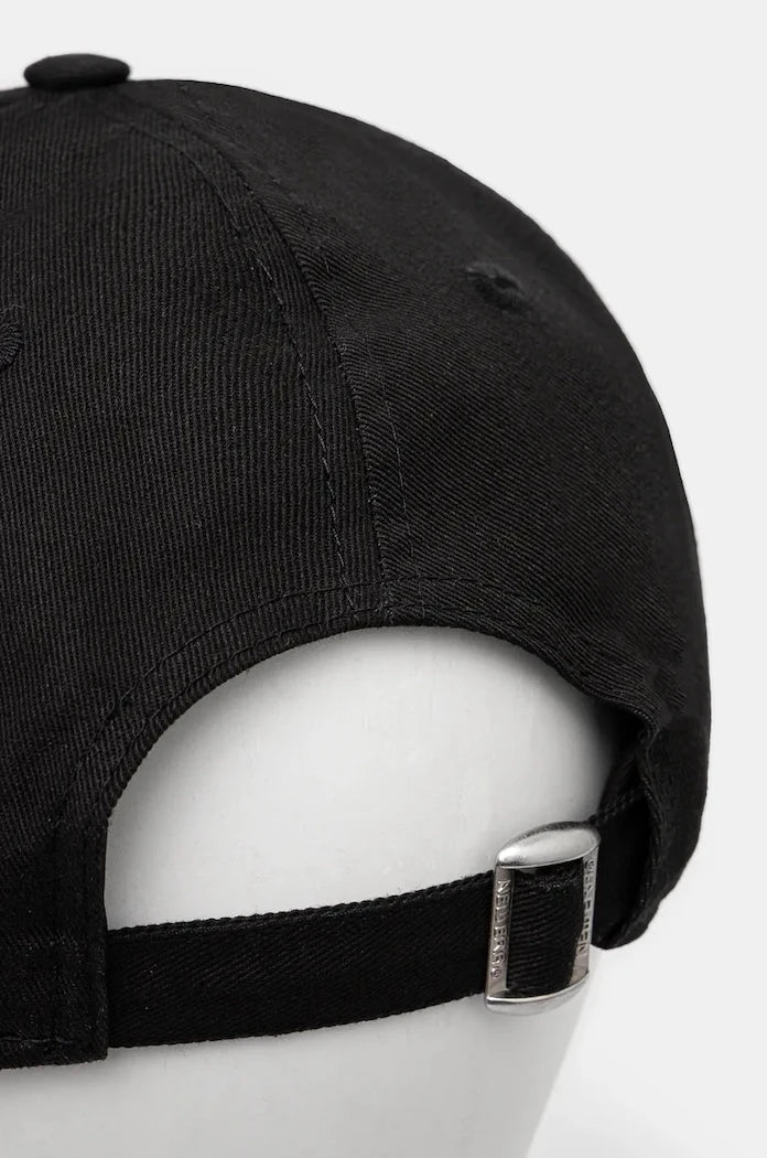 New Era LEAGUE ESSENTIAL 9TWENTY® CHICAGO BULLS 9FORTY® Pamuklu Vizörlü Şapka