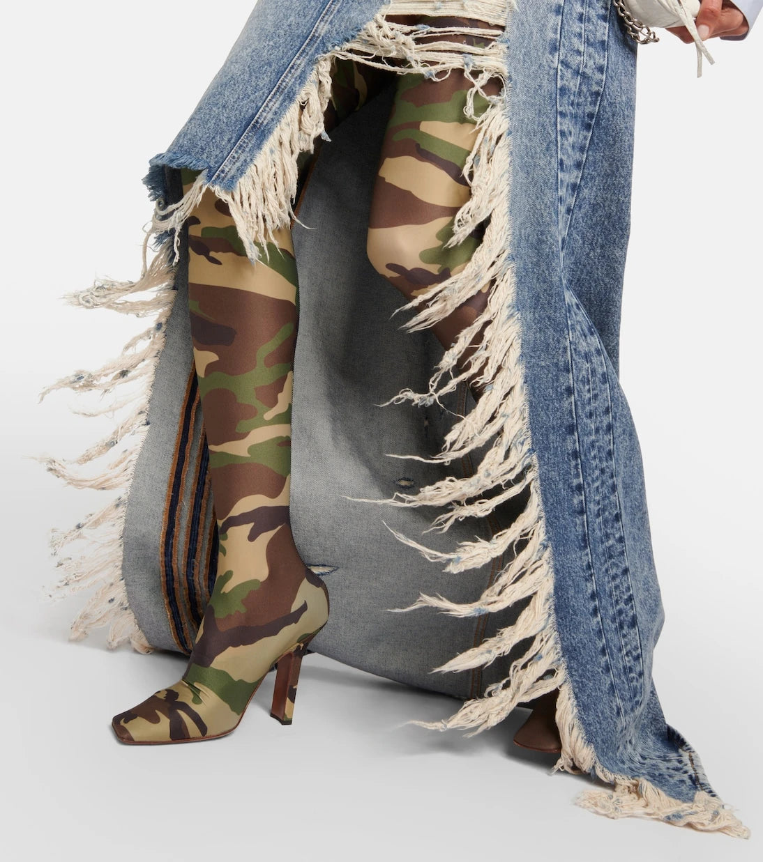 Vetements - تنورة ماكسي دنيم ممزقة