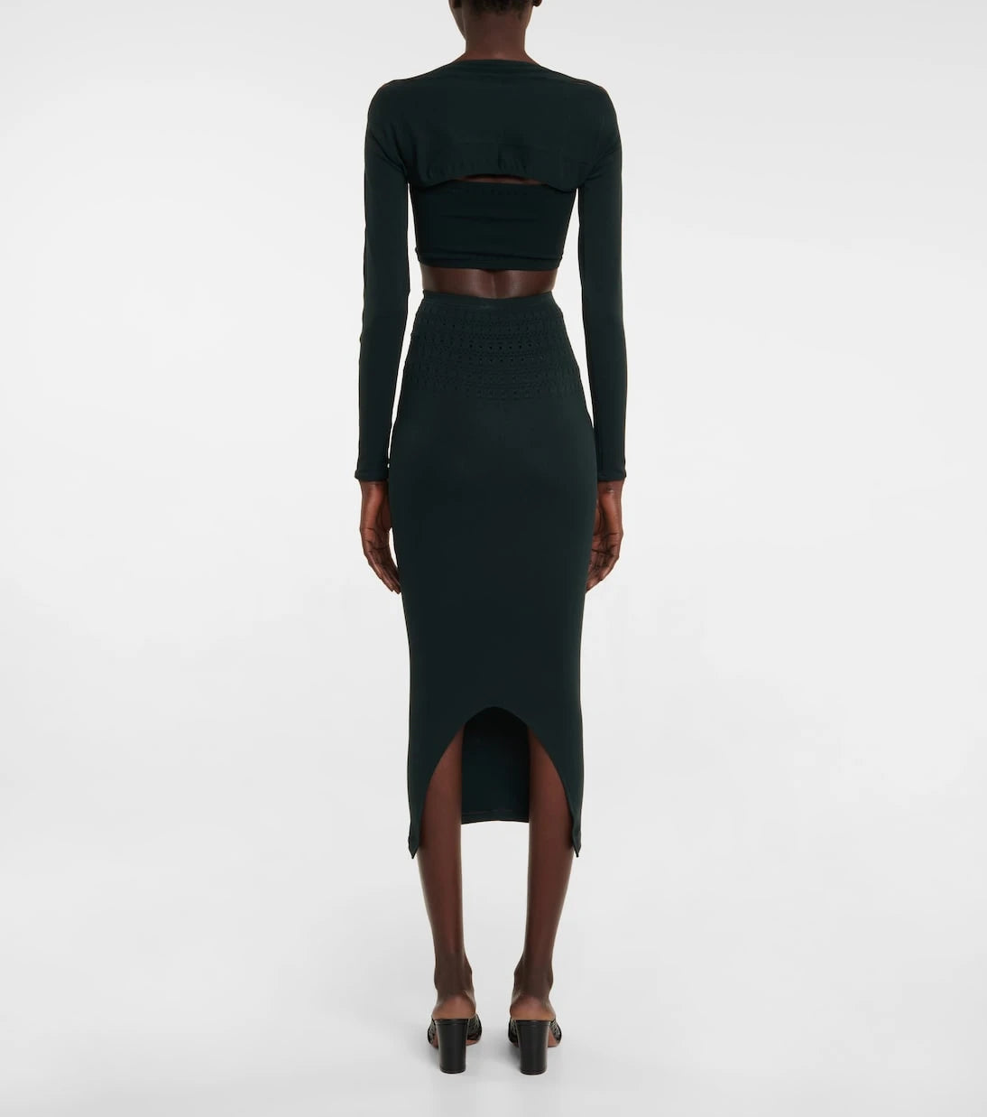 Alaïa - تنورة ميدي بتقنية القصة المفتوحة
