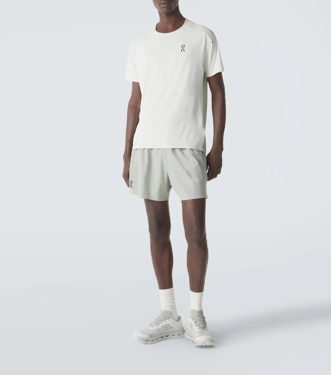 On - Logo shorts