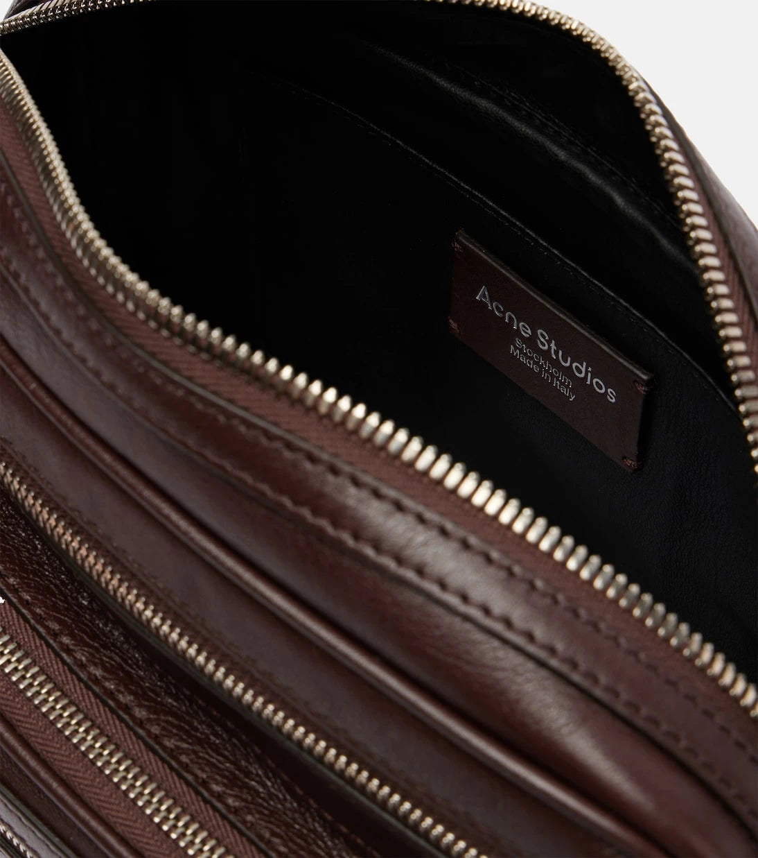 Acne Studios - حقيبة كتف كاميرو بارتي الجلدية
