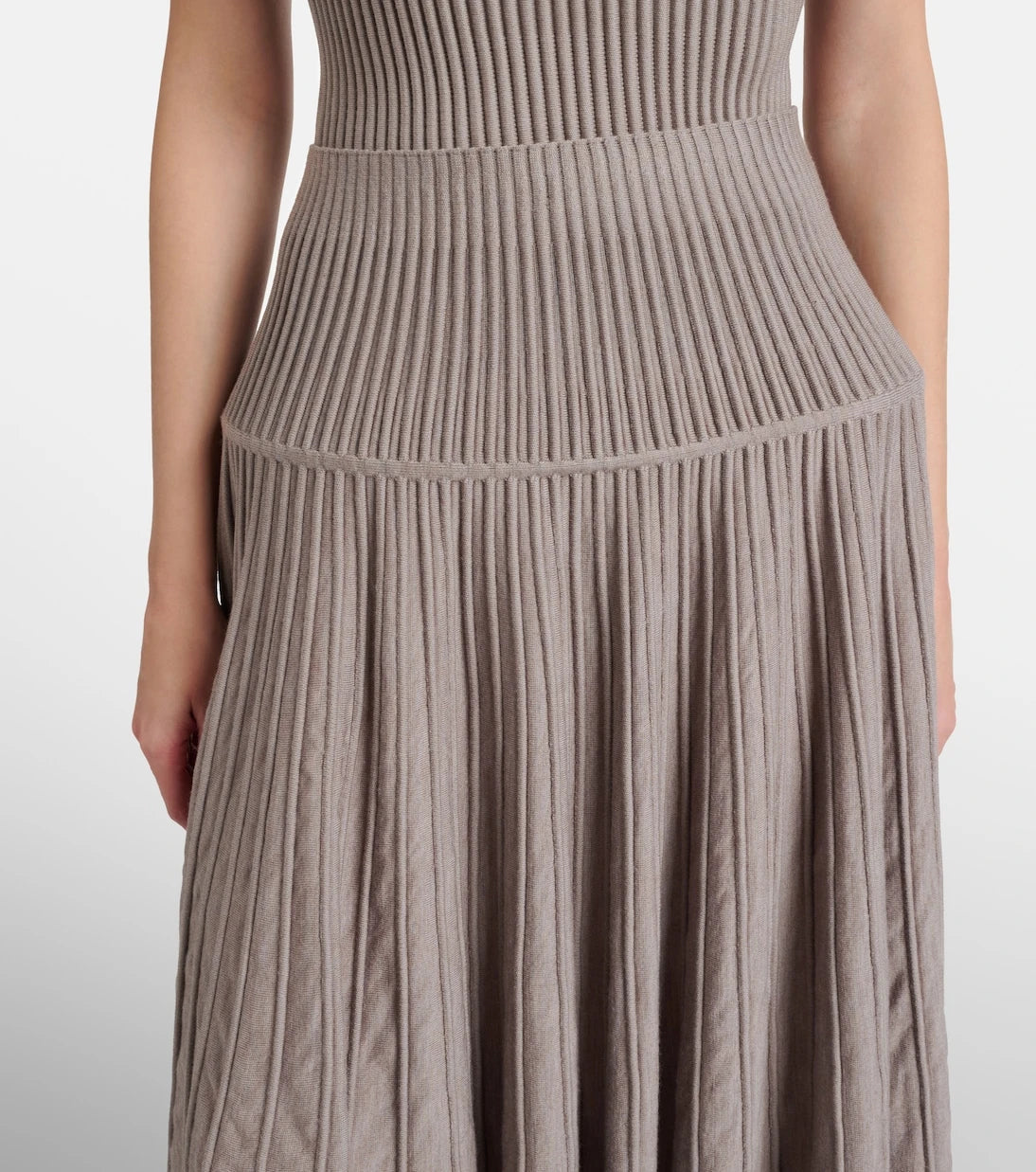 Alaïa - Pleated wool-blend midi skirt