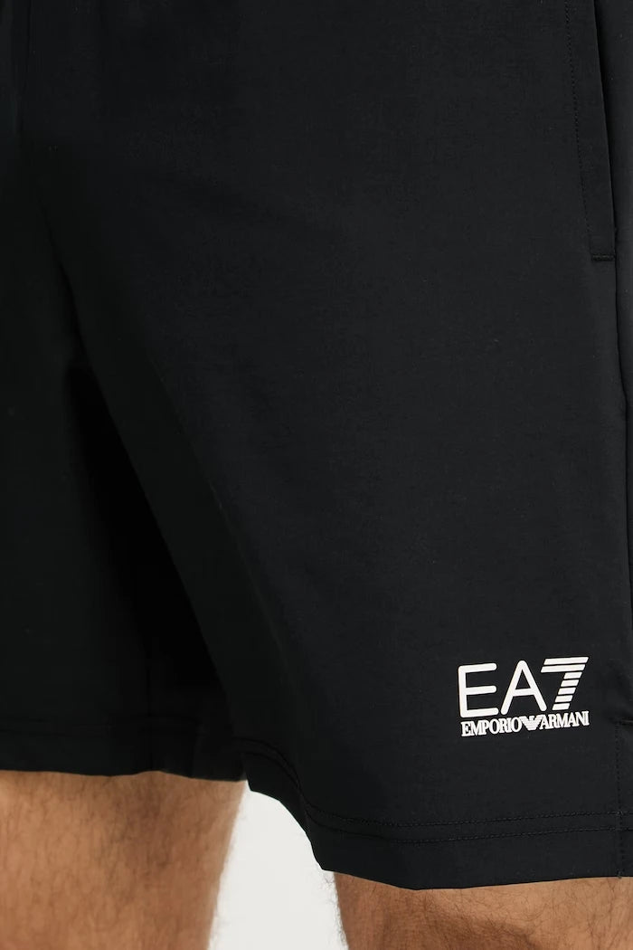EA7 Emporio Armani erkek spor şort