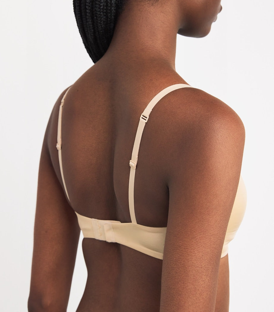 Skims Beige Wireless Form T-Shirt Bra