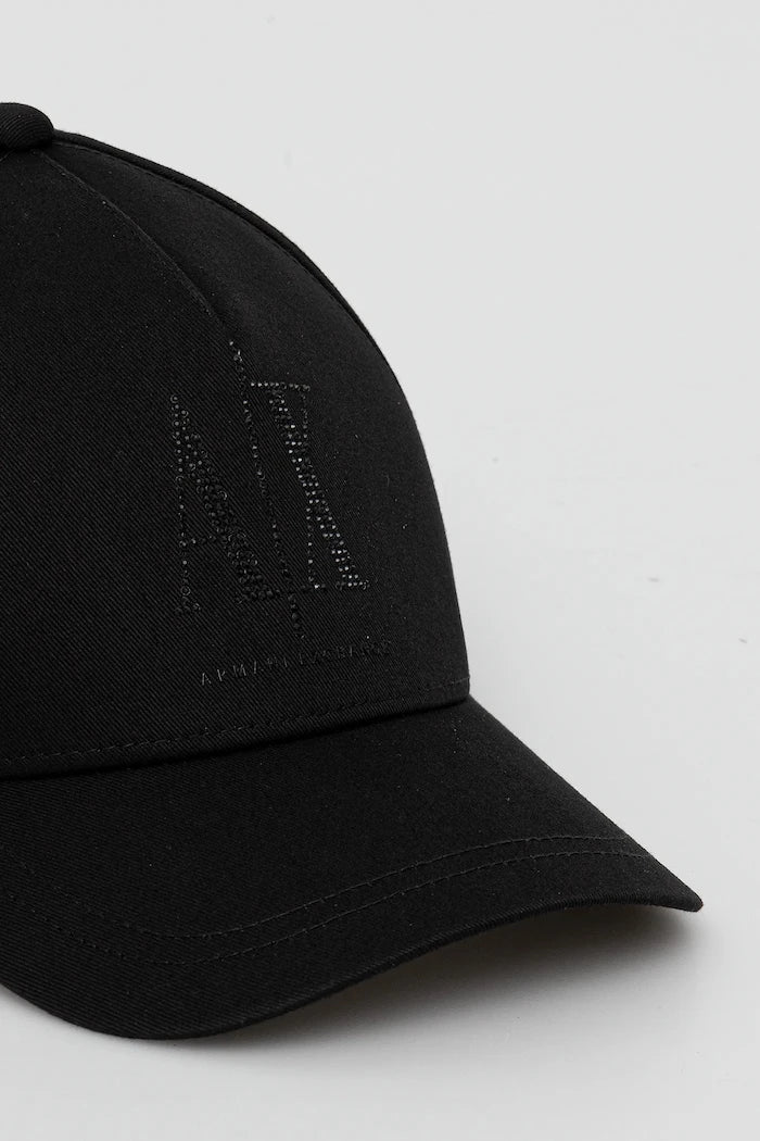Памучна шапка с козирка Armani Exchange