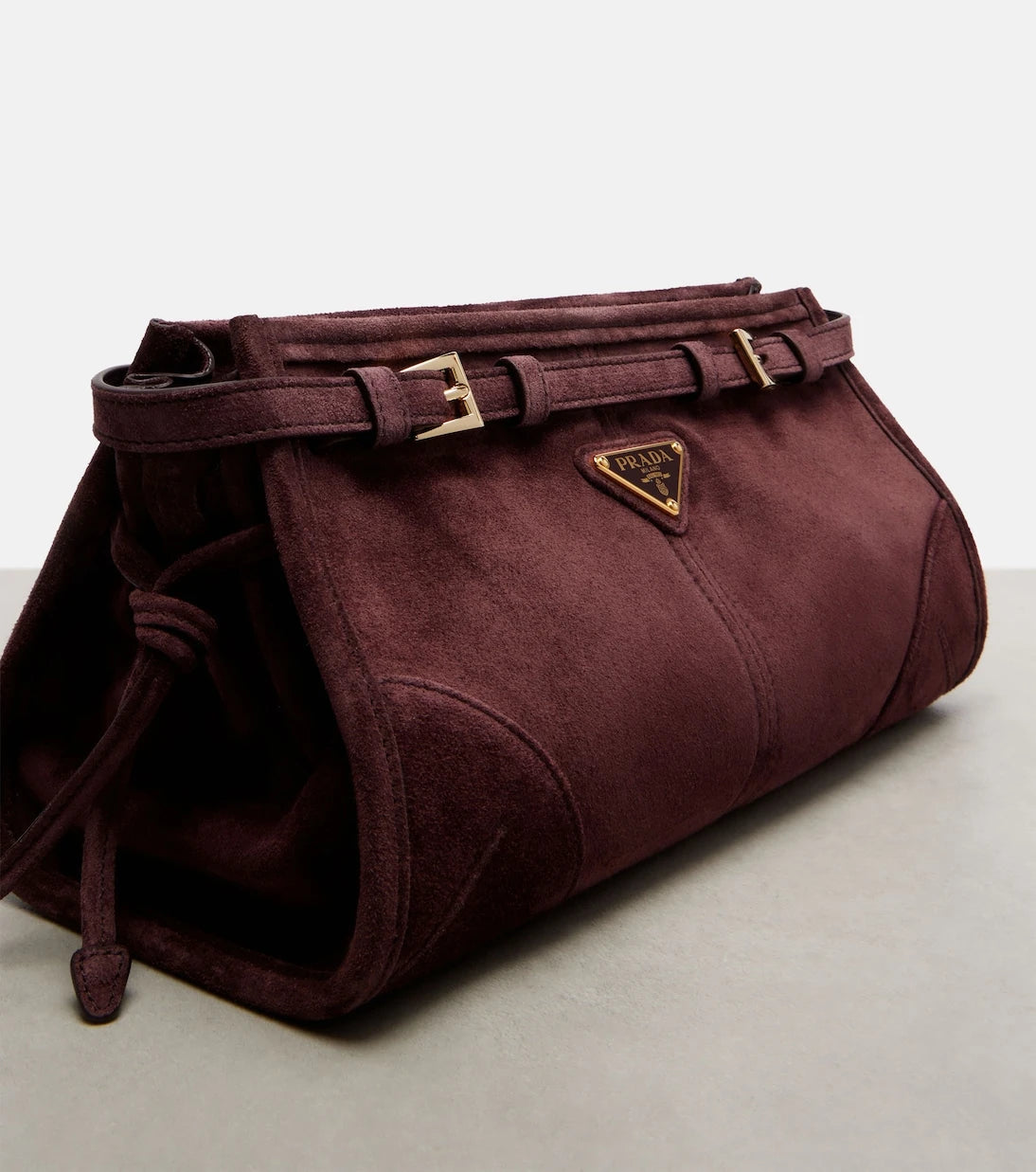 Prada - حقيبة كتف Prada Bonnie Small من الشمواه