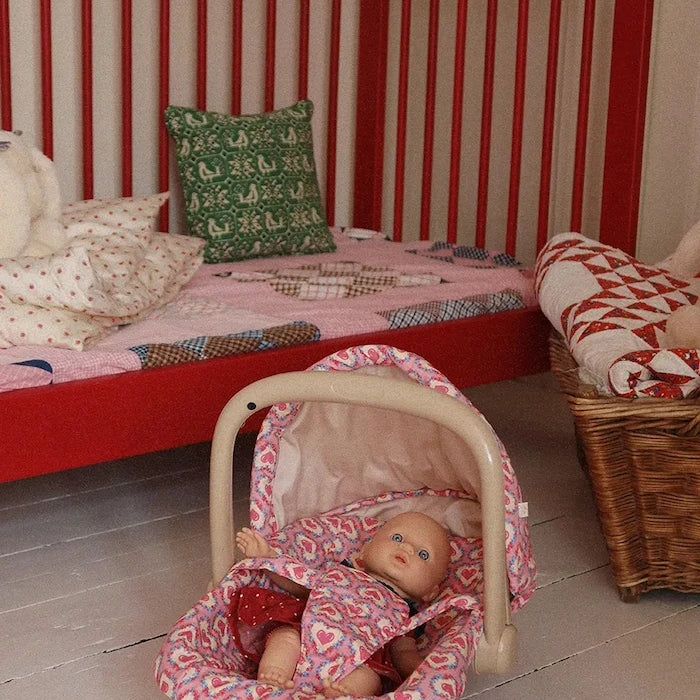 Konges Sløjd Çocuklar İçin Bebek Arabası Çantası DOLL CAR SEAT