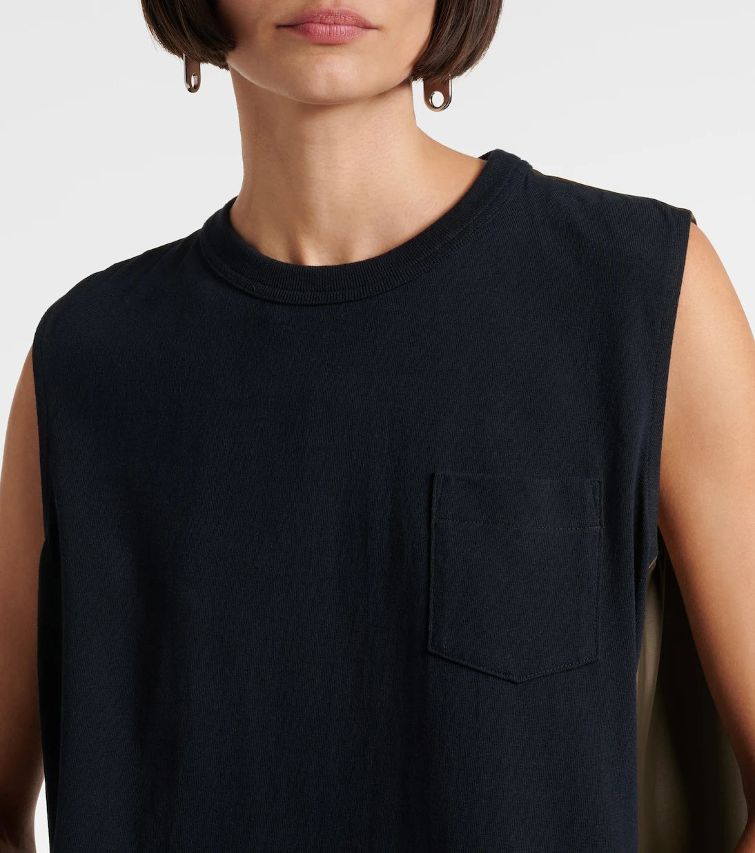 Sacai - فستان قصير متعدد الألواح
