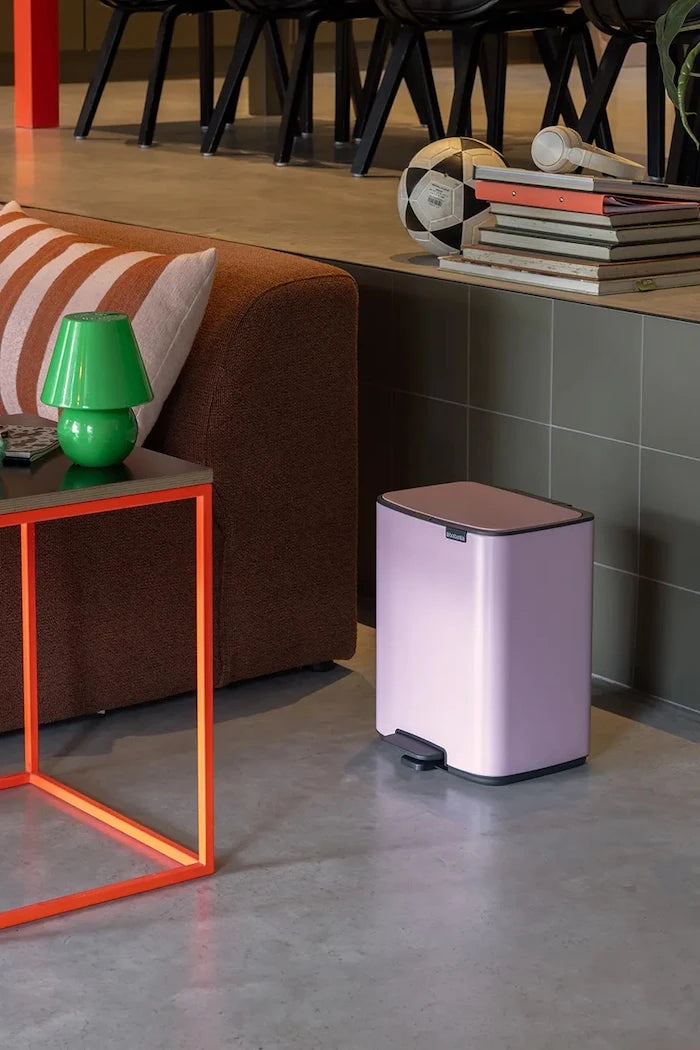 Brabantia toz boyalı çelik çöp kovası 12 l