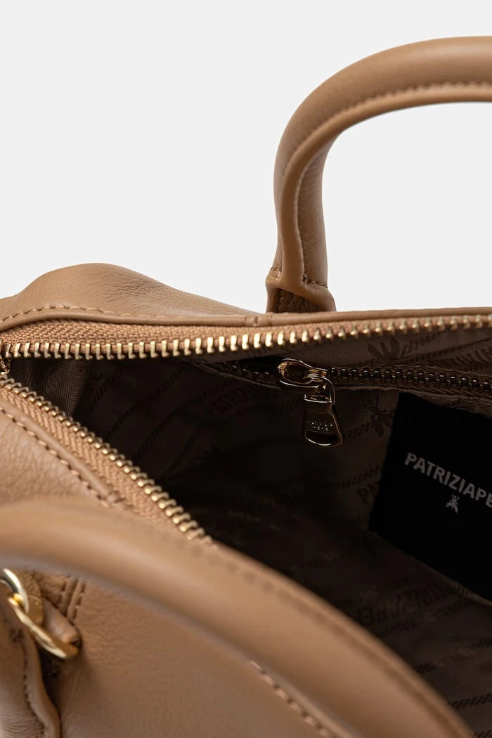 Patrizia Pepe kadın deri crossbody çanta