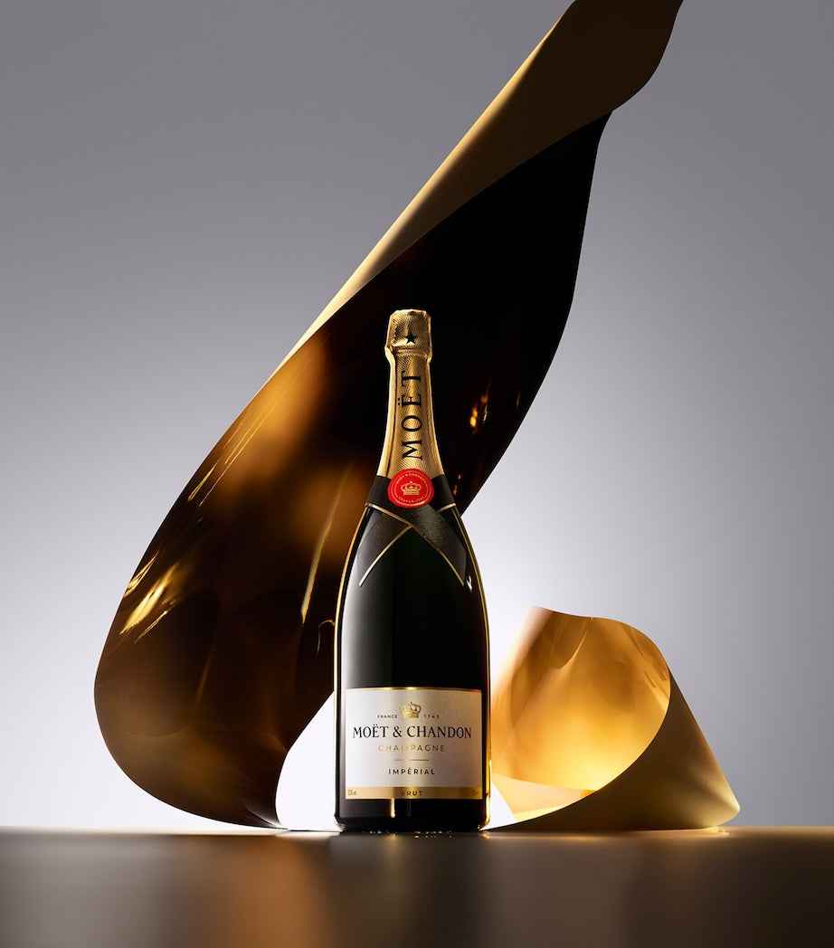 Moët & Chandon Brut Impérial Non-Vintage Champagne (75cl) - Champagne, France