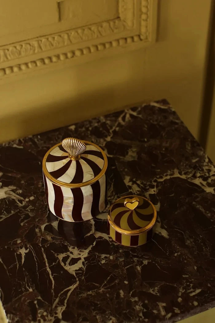 Кутия с капак Doing Goods Abby Shell Circus 14 x 9 x 9 cm