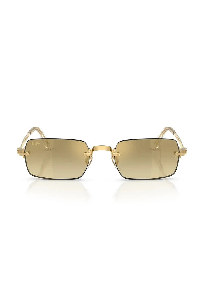 Ray-Ban güneş gözlüğü