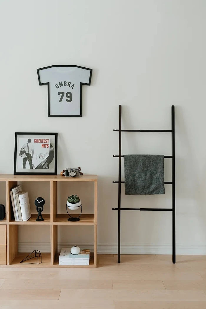 Декорация на стена Umbra T-FRAME S
