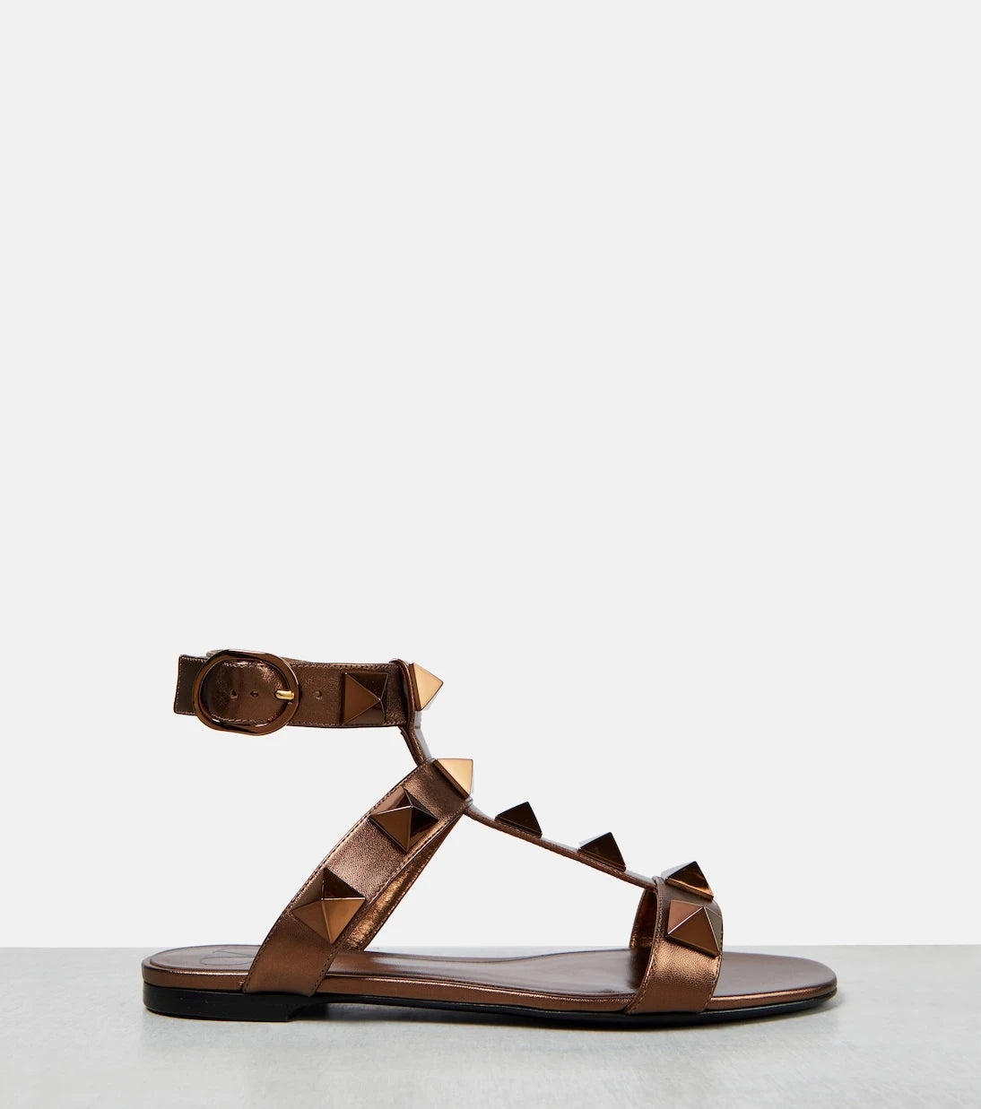 Valentino Garavani - Roman Stud metallic leather sandals