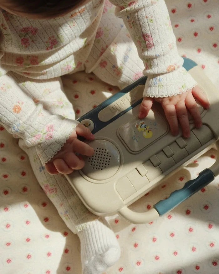 Konges Sløjd BABY BOOMBOX Bebek Müzik Oyuncağı
