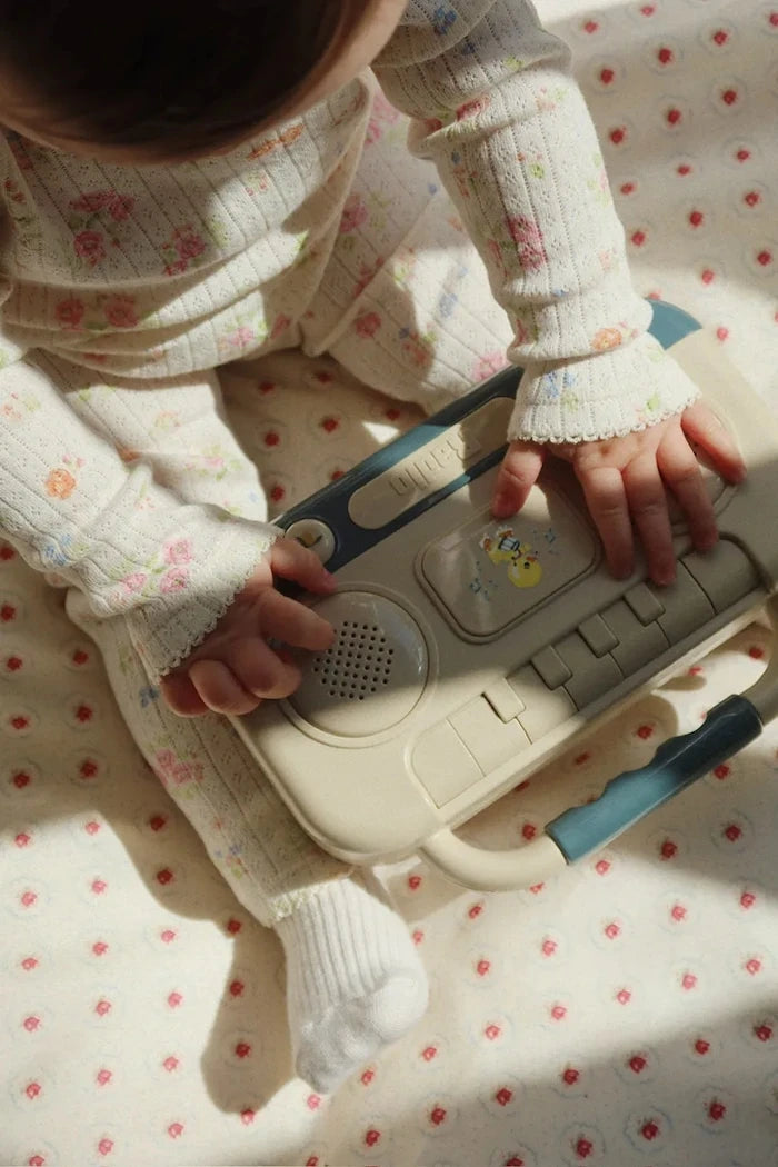 Konges Sløjd BABY BOOMBOX Bebek Müzik Oyuncağı