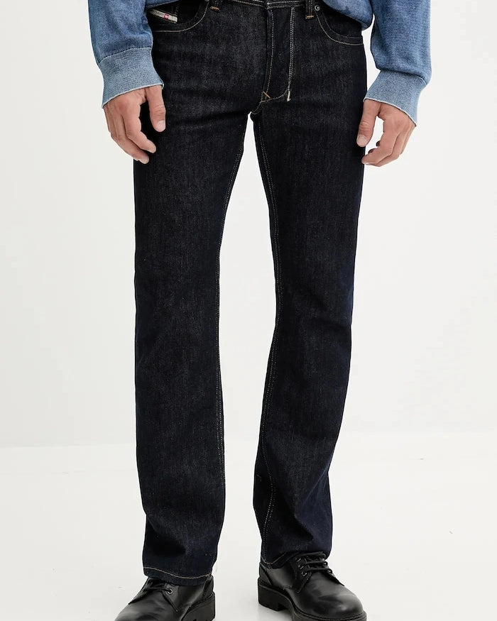 Diesel 1985 LARKEE L.32 Jeans