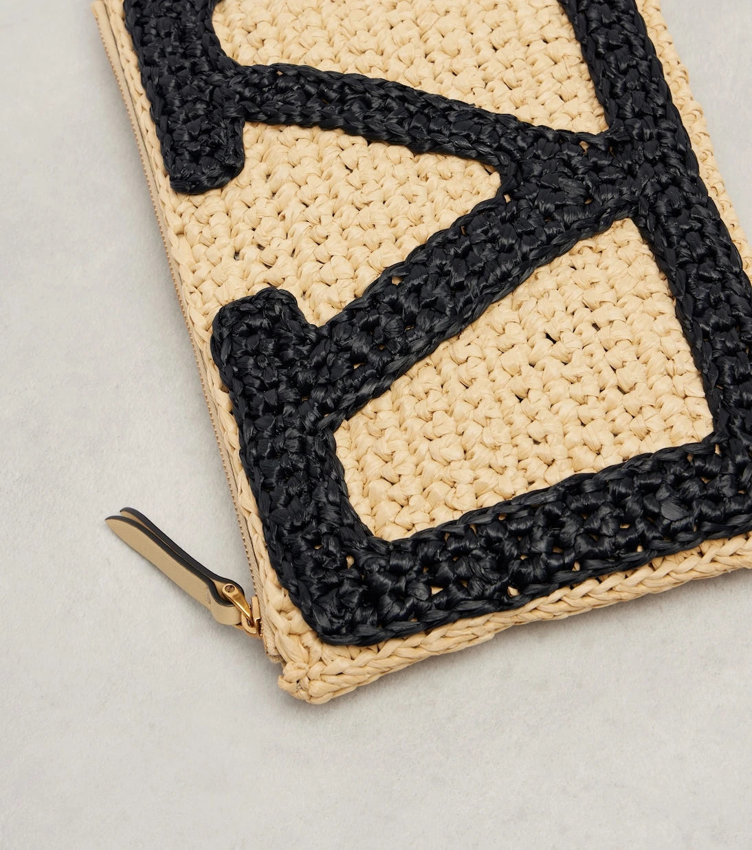 Valentino Garavani - Viva Superstar crochet clutch