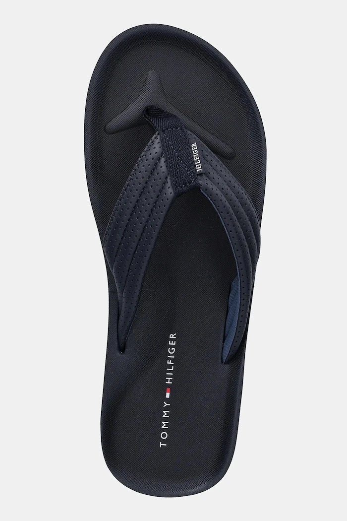 Джапанки Tommy Hilfiger COMFORT PADDED PERF BEACH SANDAL