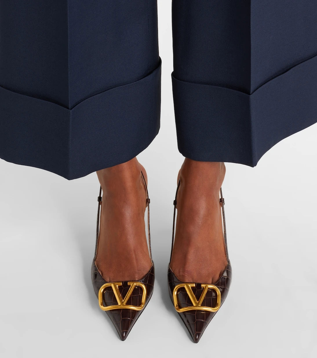 Valentino Garavani - VLogo 80 leather slingback pumps