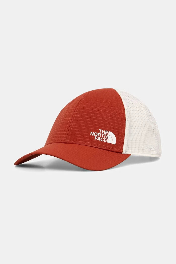 The North Face шапка с козирка TRUCKER